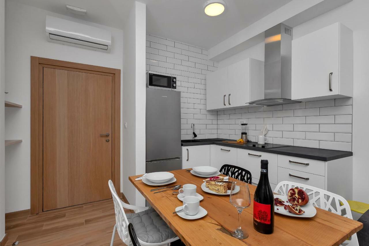 Апарт отель Emilia Lofts Тучепи Экстерьер фото