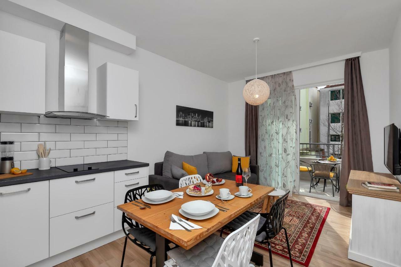 Апарт отель Emilia Lofts Тучепи Экстерьер фото