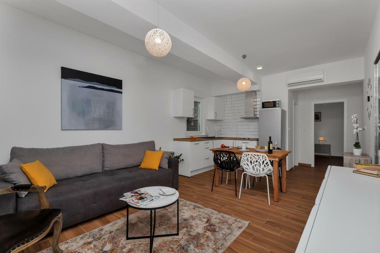 Апарт отель Emilia Lofts Тучепи Экстерьер фото