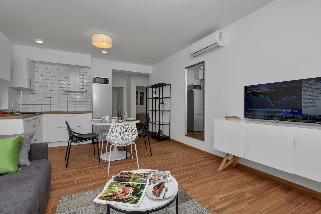 Апарт отель Emilia Lofts Тучепи Экстерьер фото